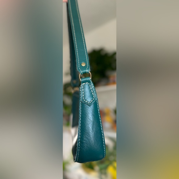 Portland Leather Goods Peacock Baguette - Picture 2 of 8